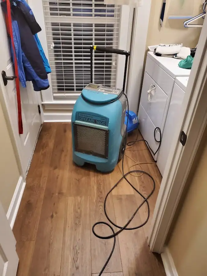 Commercial dehumidifier deployed for Crawl Space Restoration in Parkville